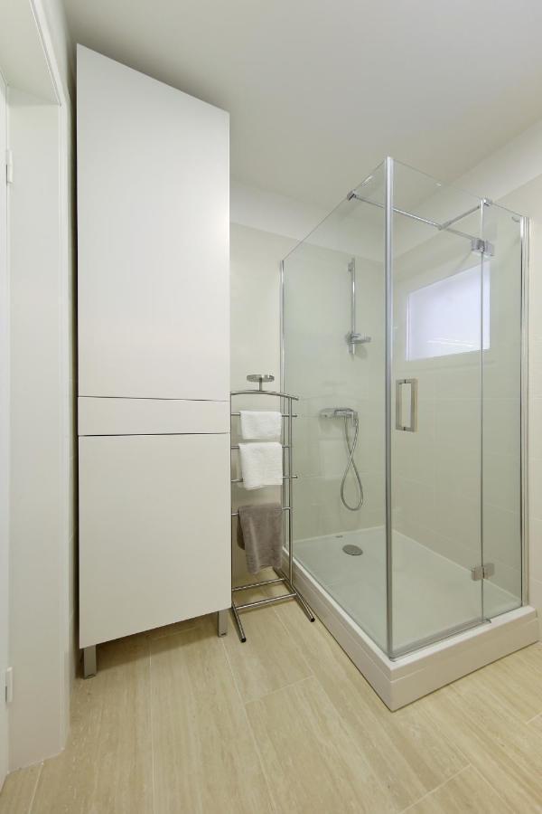 פריבלאקה Valadar Apartments מראה חיצוני תמונה