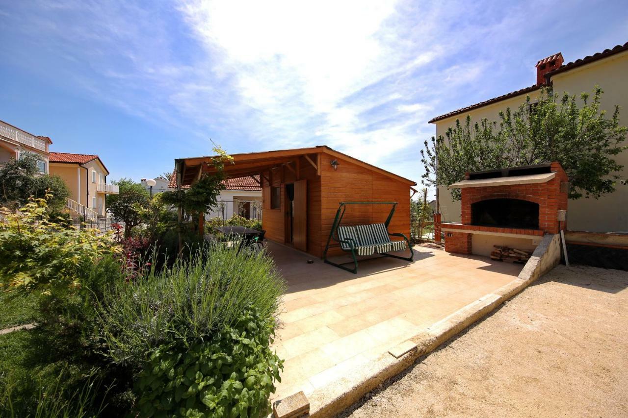 פריבלאקה Valadar Apartments מראה חיצוני תמונה