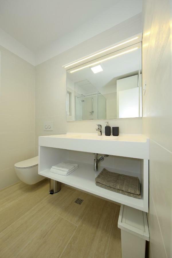 פריבלאקה Valadar Apartments מראה חיצוני תמונה