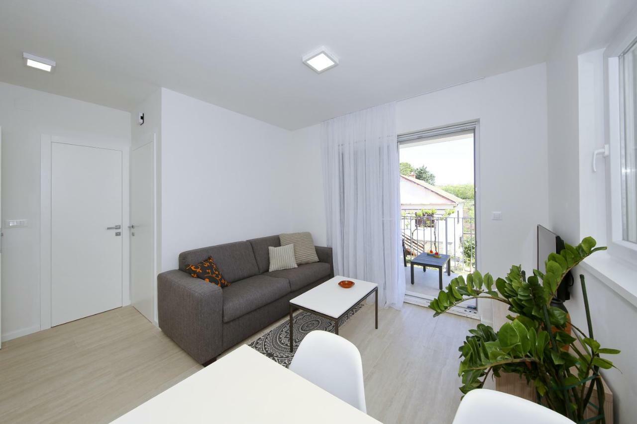פריבלאקה Valadar Apartments מראה חיצוני תמונה