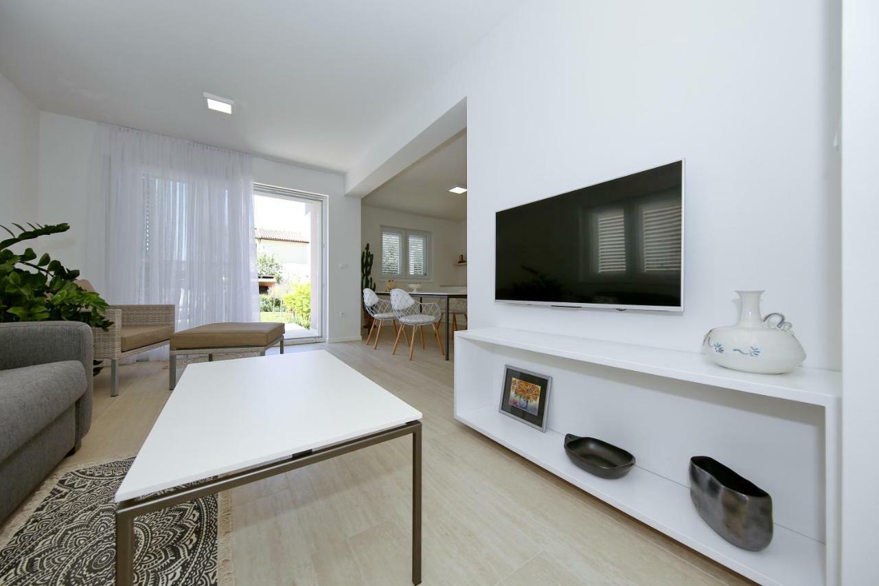 פריבלאקה Valadar Apartments מראה חיצוני תמונה