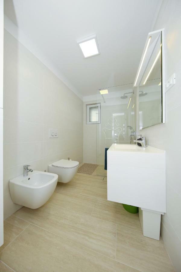 פריבלאקה Valadar Apartments מראה חיצוני תמונה