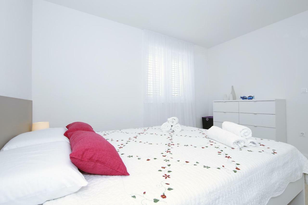 פריבלאקה Valadar Apartments מראה חיצוני תמונה