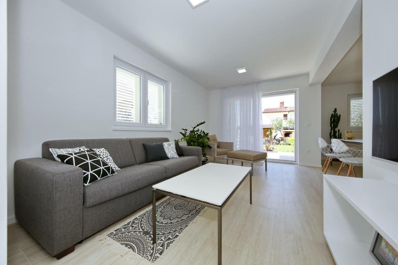 פריבלאקה Valadar Apartments מראה חיצוני תמונה
